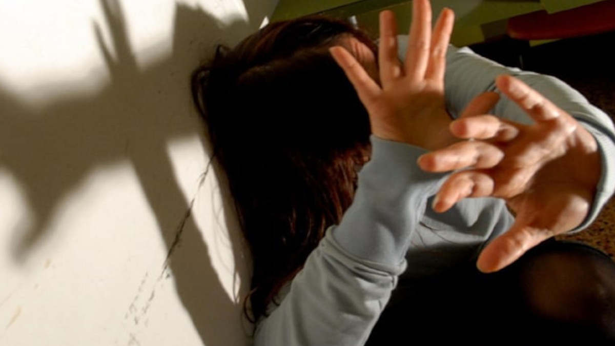 Delhi Government Teacher Accused of Sexually Assaulting Student, FIR Filed