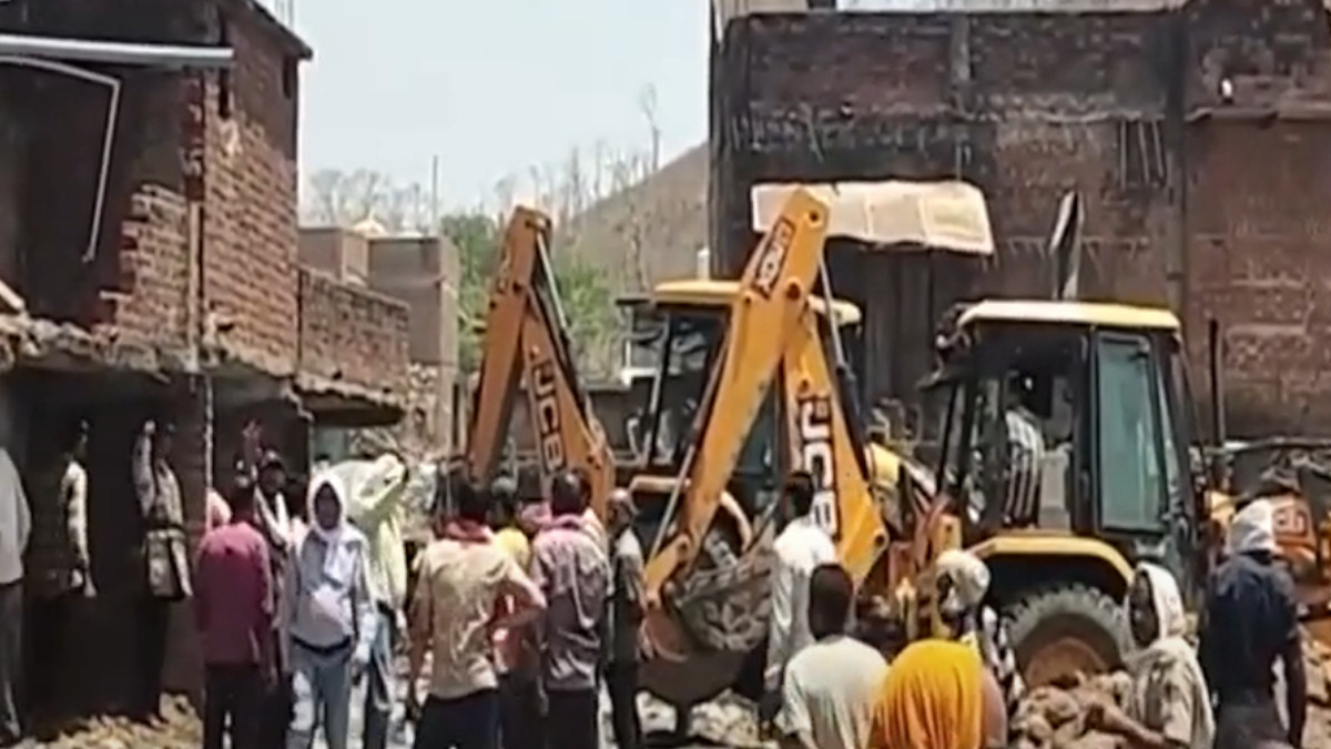 Sagar: Bulldozer Action on Rape Accused’s Properties, Illegal Structures Demolished
