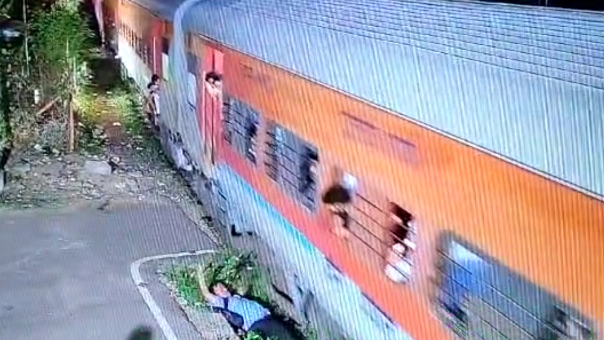 Bhopal: Emergency Brake Pulled to Save Passenger Who Fell from Running Train