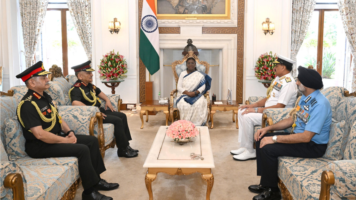 CDS, Army Chief Brief President Murmu on 'Operation Sindoor' Details
