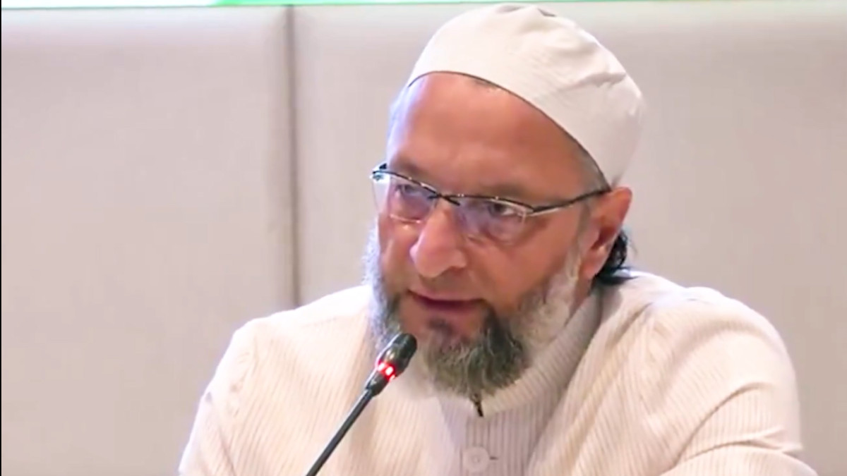 Owaisi Slams Pakistan, Turkey, and Erdogan in Fiery Bahrain Speech