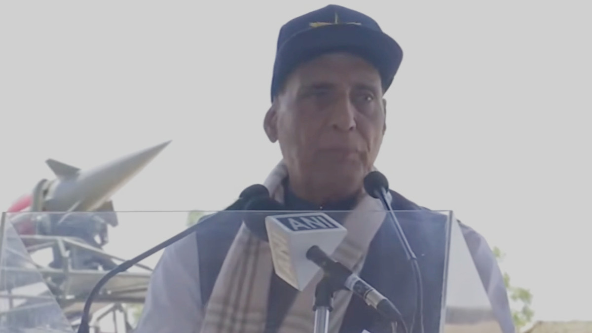 Rajnath Singh Visits Bhuj, Lauds Military's Valor in 'Operation Sindoor'