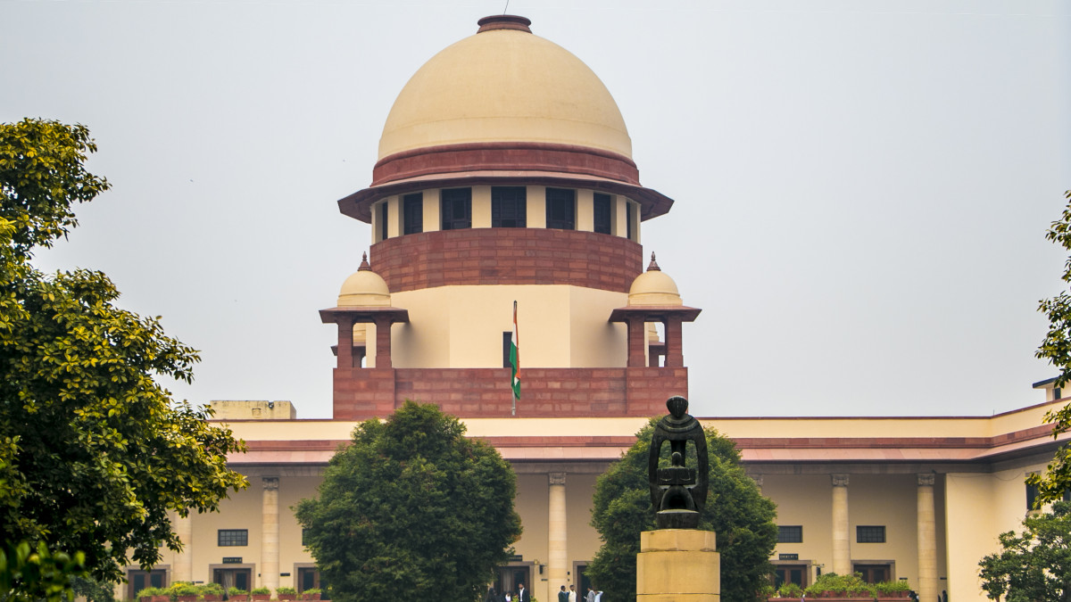 Supreme Court Tags New Petition Challenging Waqf Act 1995 with Pending Cases