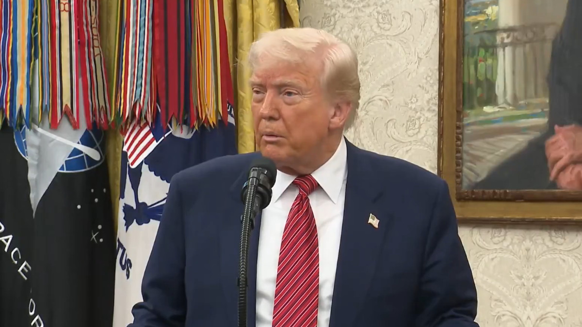 Trump Expresses Hope for Peace Amid India-Pakistan Tensions, Says ‘This Should Stop Here