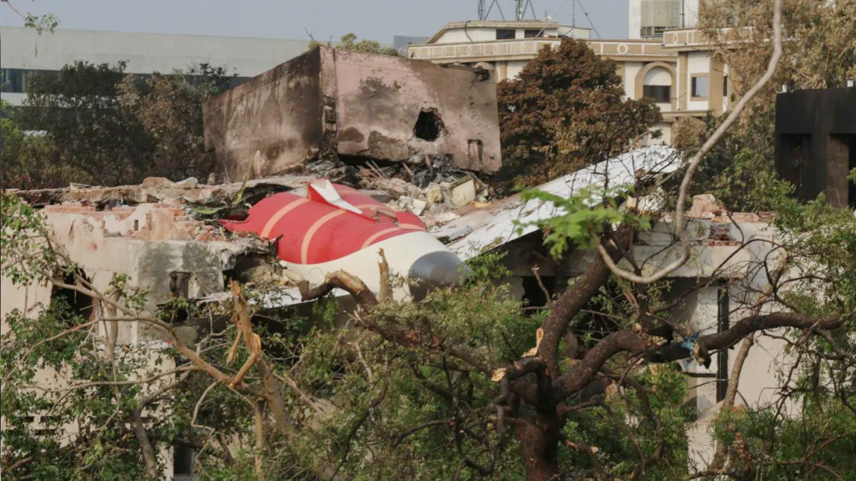 Ahmedabad Plane Crash Death Toll Rises to 274, Including 10 Doctors and Their Families