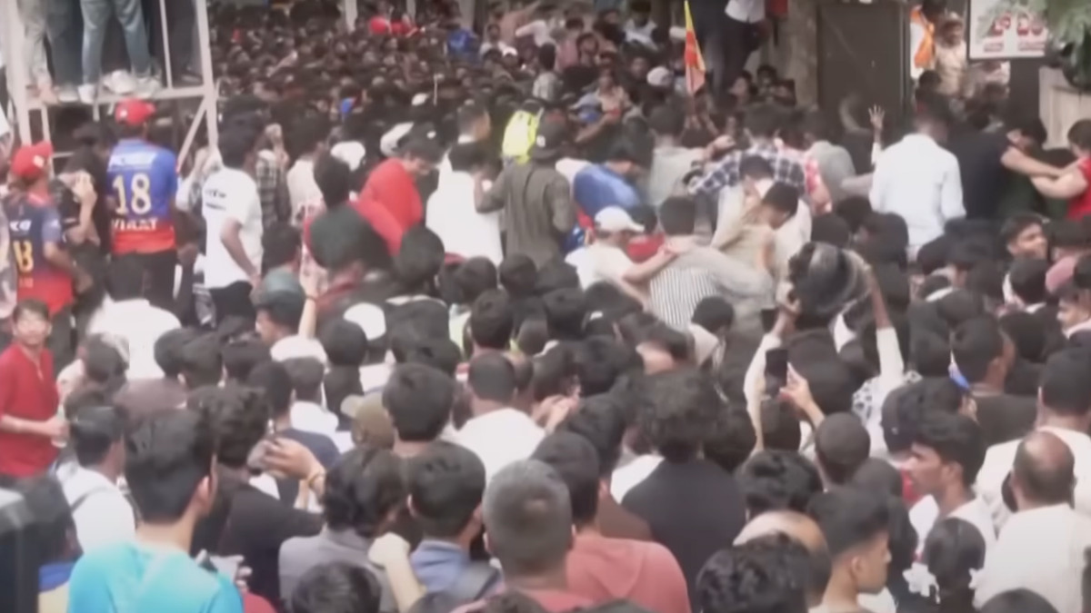 Bengaluru: 11 Dead in Stampede During RCB Victory Celebrations; IPL Chairman Demands Investigation