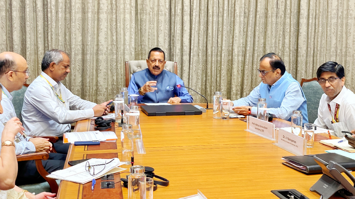 Dr. Jitendra Singh Chairs Joint Review Meeting of Science Ministries