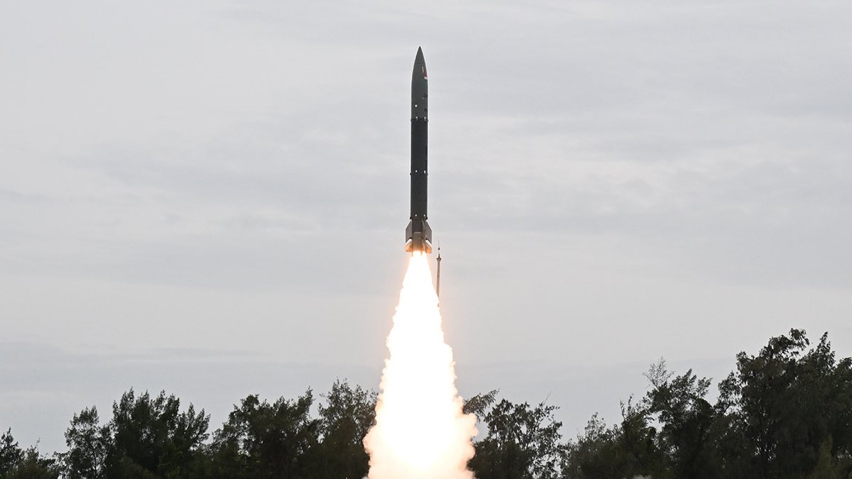 DRDO Achieves Double Success with 'Pralay' Missile Tests