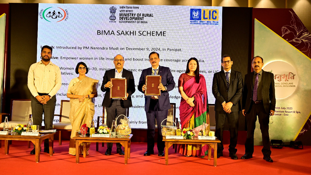 Ministry of Rural Development and LIC Sign Historic Agreement: 'Bima Sakhi'