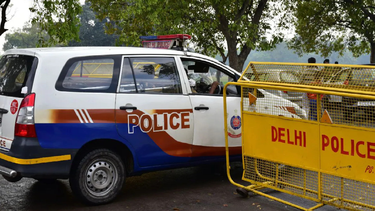 Five Arrested in Delhi for Online Fraud; Posing as Bank Employees, Gang Swindled ₹96,000