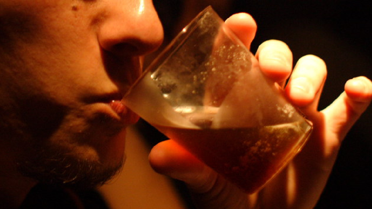 Bareilly: Two Die from Suspected Poisonous Liquor, Investigation Underway