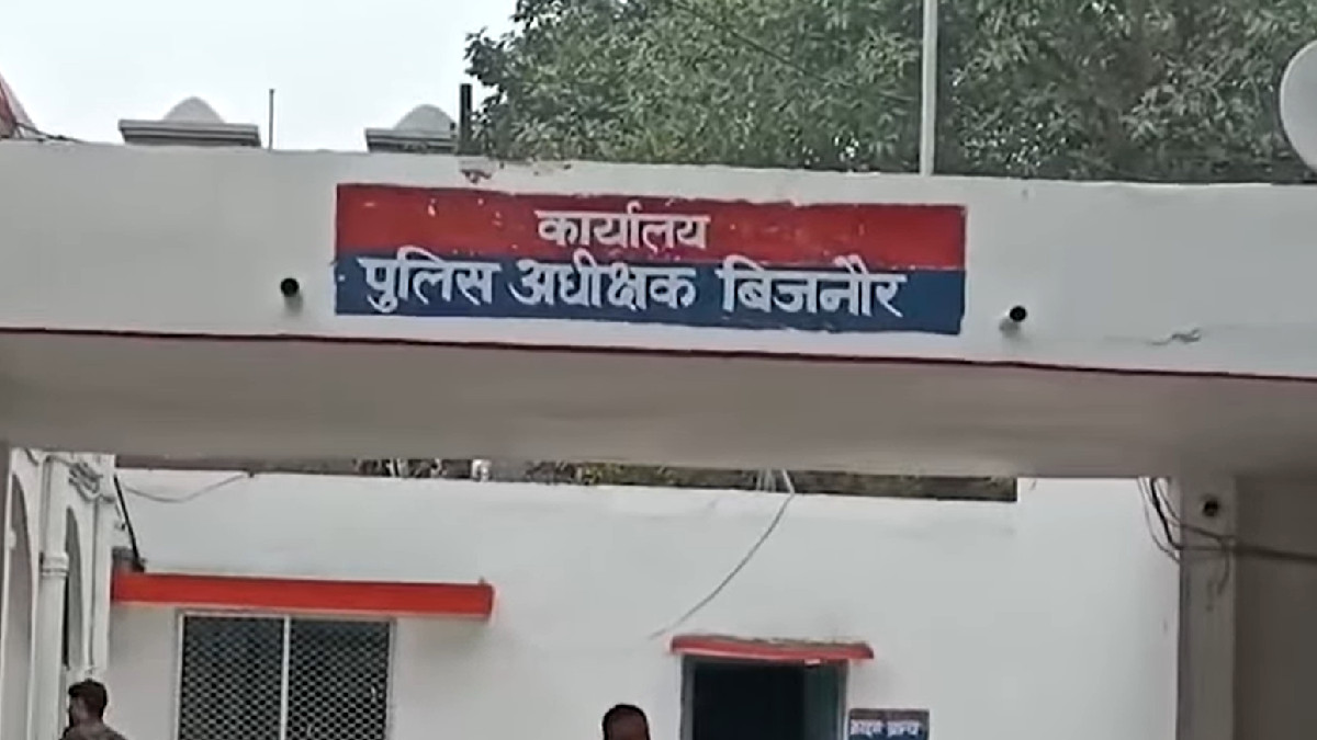 Bijnor: Wife Allegedly Cuts Husband's Private Part With Blade on Pretext of Romance