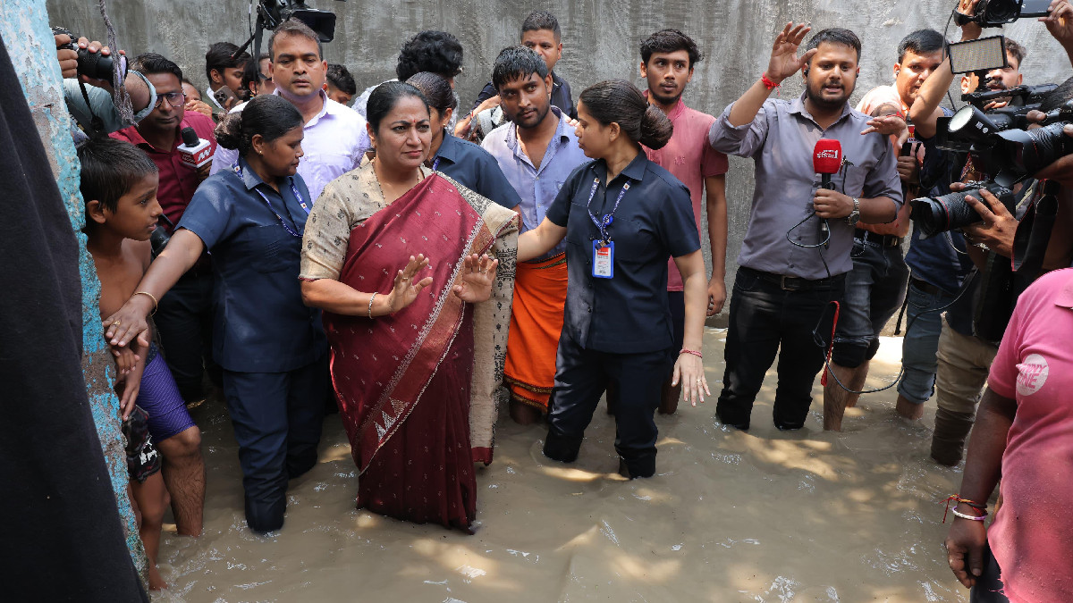 Flood Alert in Delhi: Yamuna's Water Level Rises Above Danger Mark, CM Takes Stock
