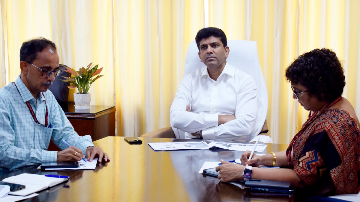 Minister Dr. Pemmasani Reviews 'Impressive Performance' of India Post and IPPB