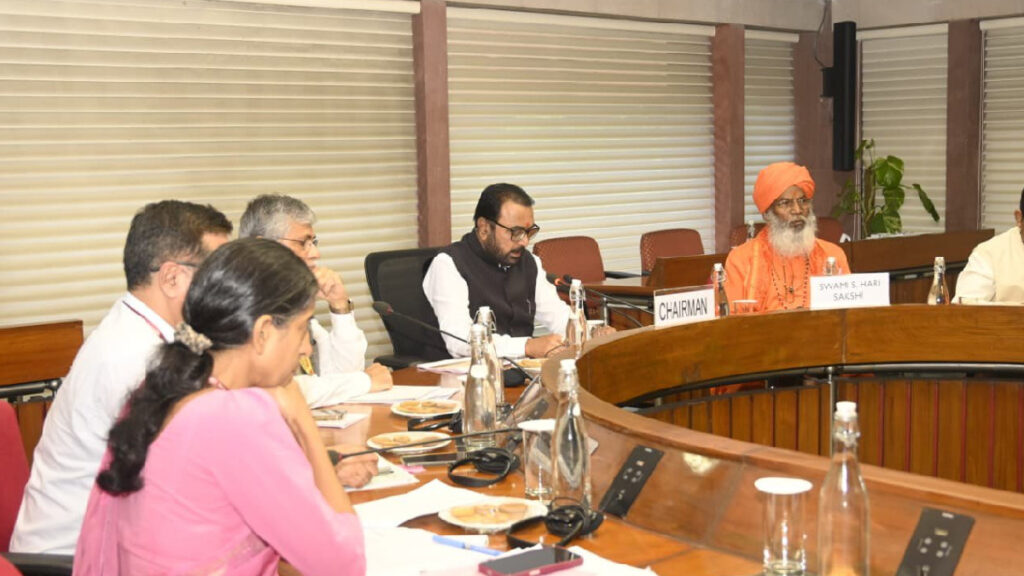 AYUSH Industry Aiming for $200 Billion Target, Says Minister Jadhav