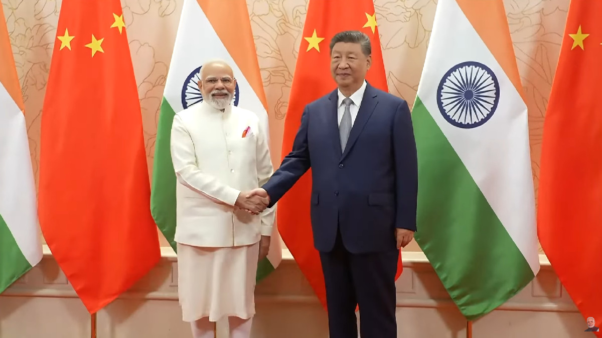 PM Modi Meets Chinese President, Stresses 'Peace and Stability on the Border'