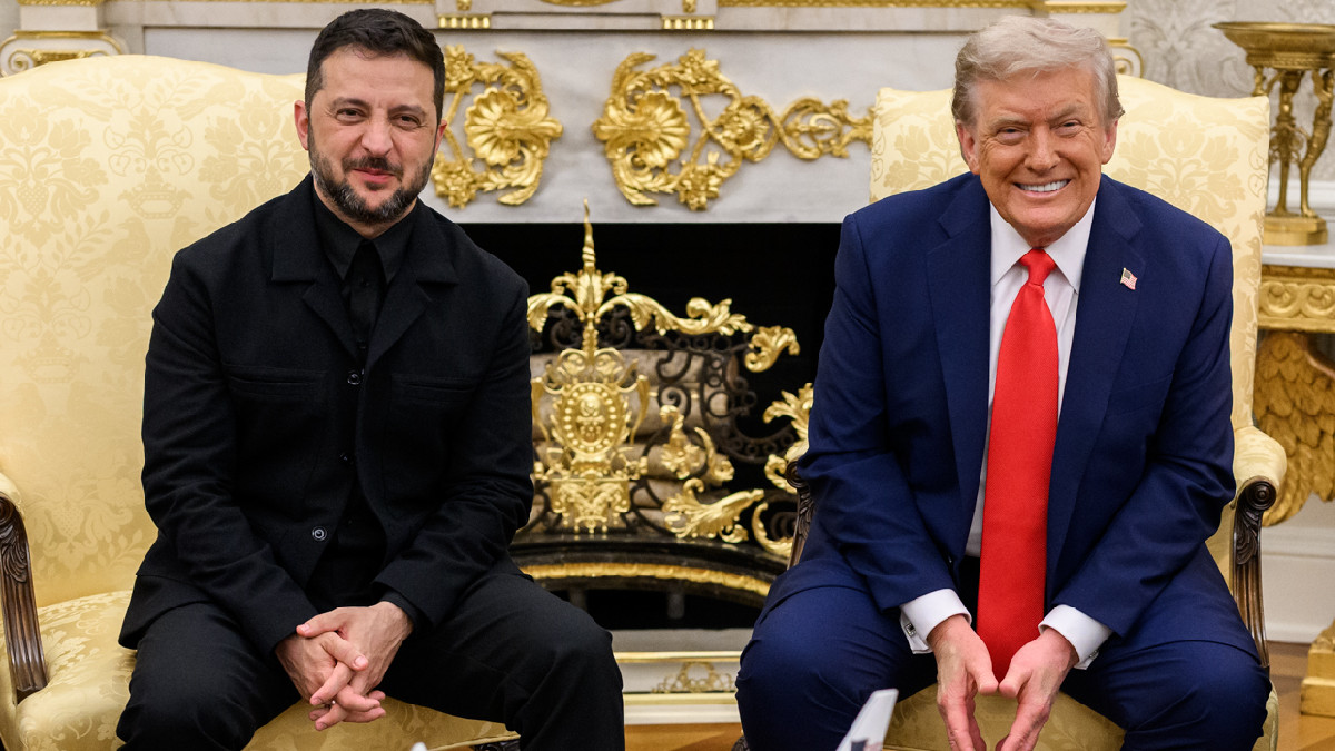 Trump to Offer Ukraine NATO-Like Security Guarantees; Discusses $150 Billion Arms Deal