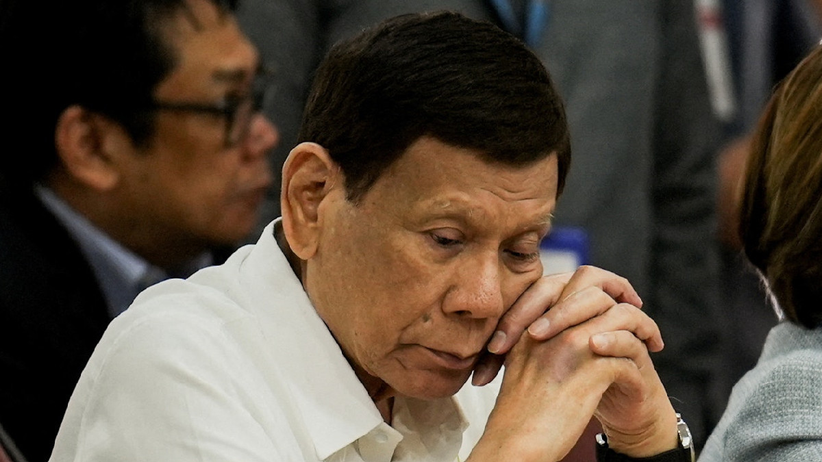 Ex-Philippine President Duterte Charged at ICC with Involvement in 76 Murders