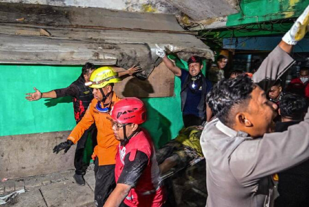 Indonesia School Collapse: 65 Students Feared Trapped Under Debris; Emergency Rescue Operations Continue