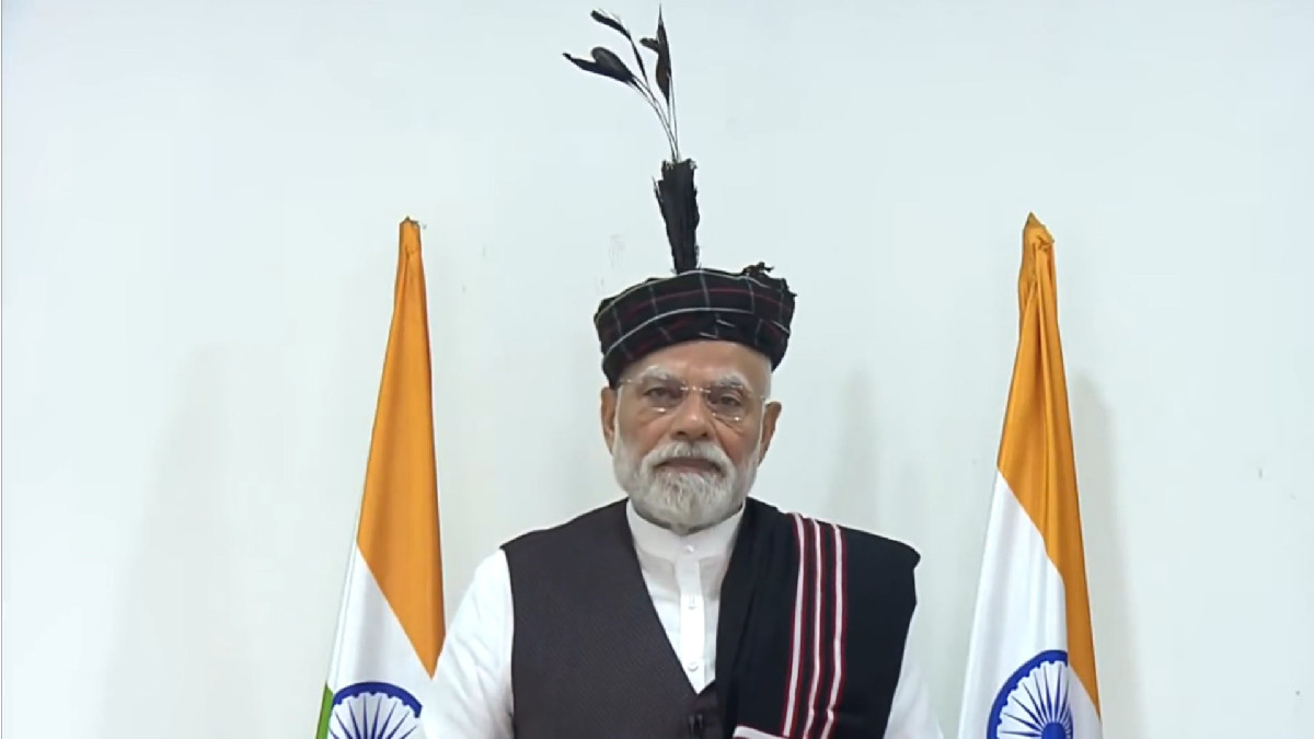 PM Modi Gifts Mizoram ₹9,000 Crore Worth of Projects, Flags Off New Express Trains