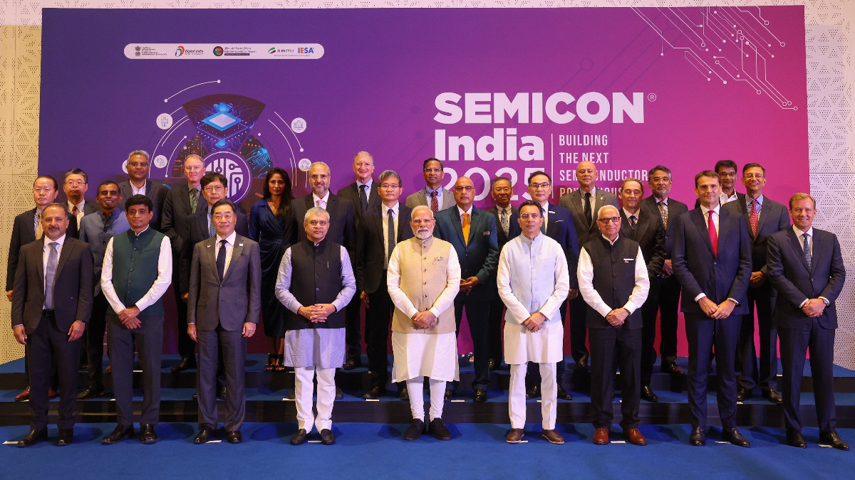 PM Modi Meets CEOs of Semiconductor Companies at Semicon India 2025