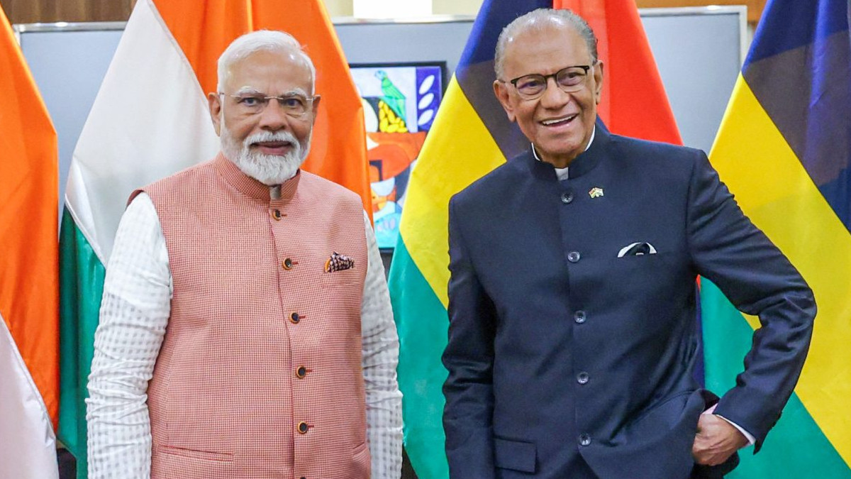 PM Modi to Host Mauritius PM in Varanasi Today, Also to Visit Flood-Hit Uttarakhand