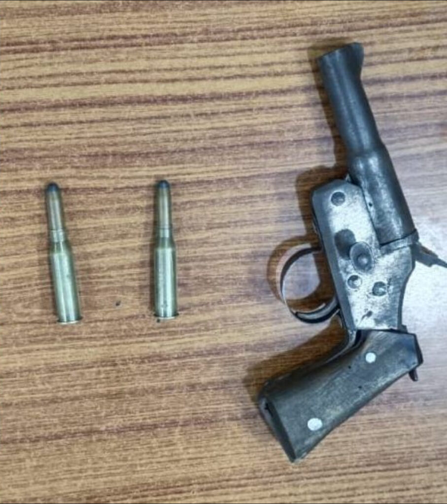 Raipur: Two Arrested for Vicious Assault on Youth; Country-Made Pistol and Weapons Seized