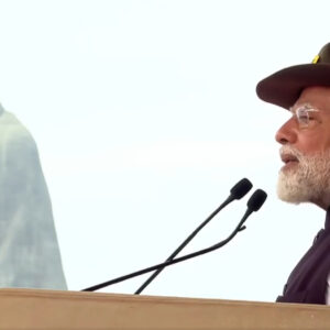 National Unity Day 2025: PM Modi Pays Tribute at Statue of Unity, Administers 'Ek Bharat-Shreshtha Bharat' Pledge