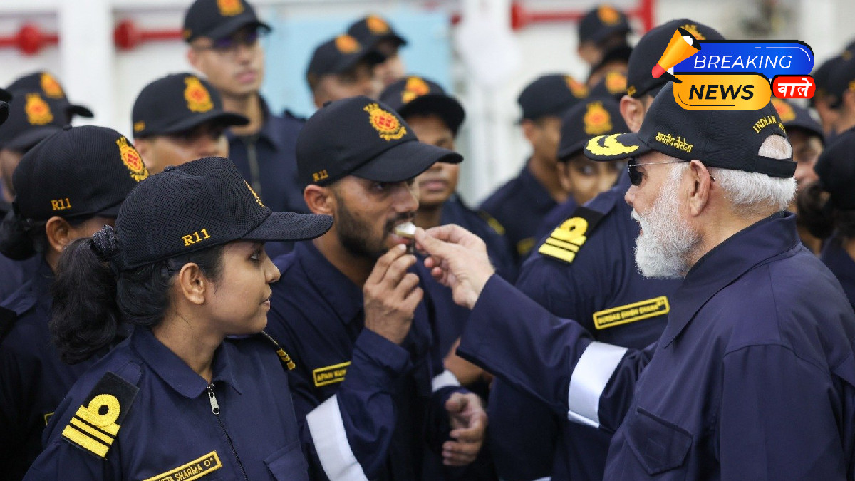 PM Modi Celebrates Diwali with Navy Personnel on INS Vikrant in Goa