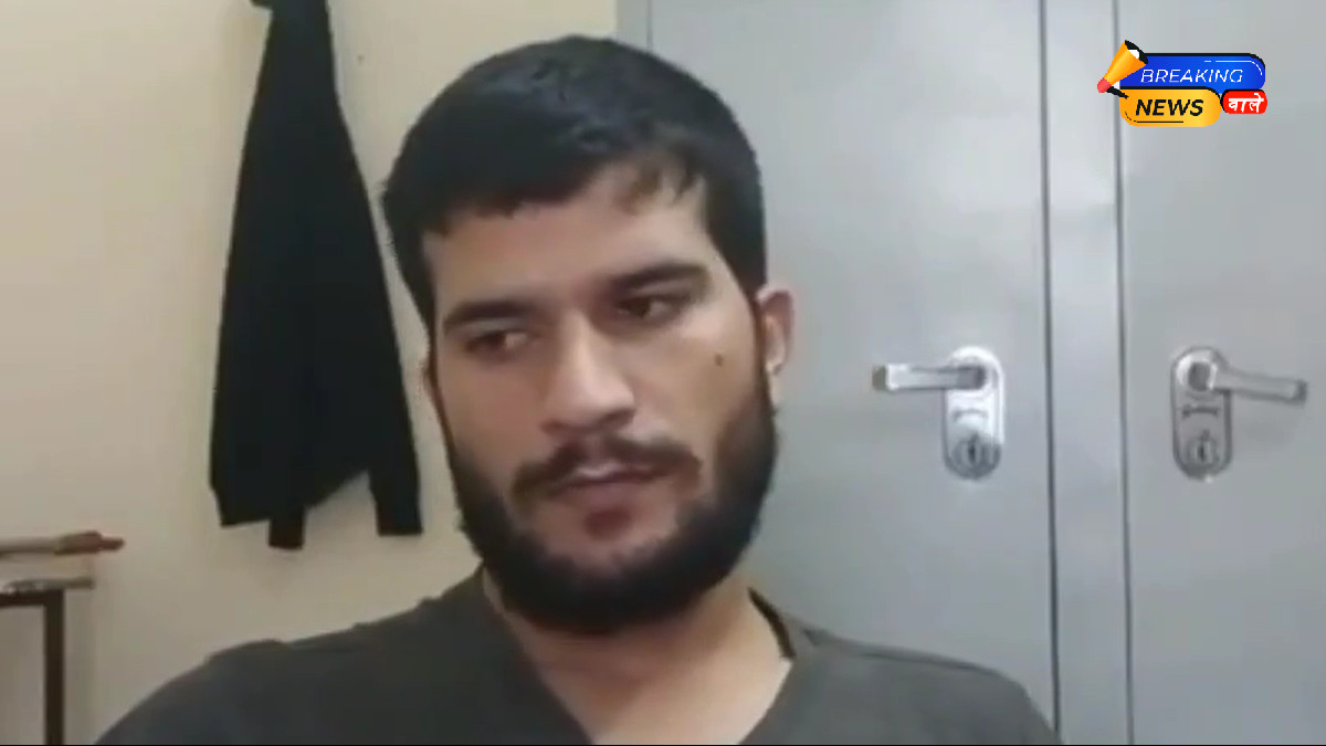 Delhi Car Blast Case: Suicide Bomber Dr. Umar Mohammad Nabi's Video Surfaces (Image Credit: Video Grab)