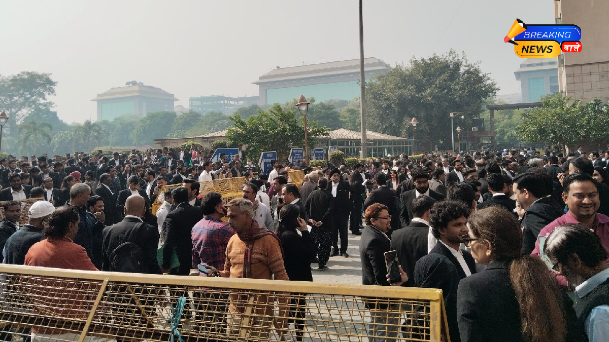 Delhi on High Alert After Jaish-e-Mohammad Email Threatens Blasts at Two CRPF Schools and Three Courts