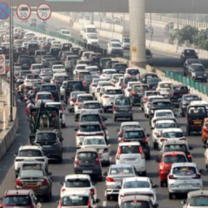 Delhi Pollution Control: Entry of Old Commercial Vehicles Banned from November 1, e-FIR System Also Streamlined