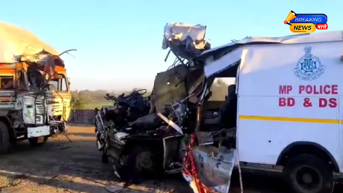 Tragic Road Accident in MP: BDS Vehicle Collides with Truck, 4 Police Personnel Dead, 1 Seriously Injured