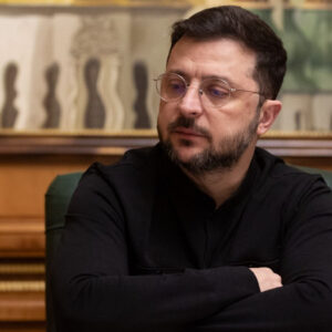 Ukraine Lacks $800 Million for American Arms; Zelenskyy Plans to Share New Peace Strategy with Trump