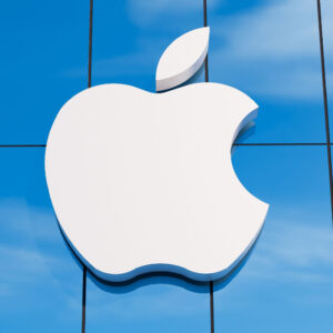 Apple Pays ₹869 Crore to Settle Siri Dispute, Affected Users Get Their Share