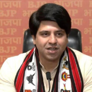 BJP Spokesperson Shehzad Poonawalla’s Mother Injured in Pune Road Accident