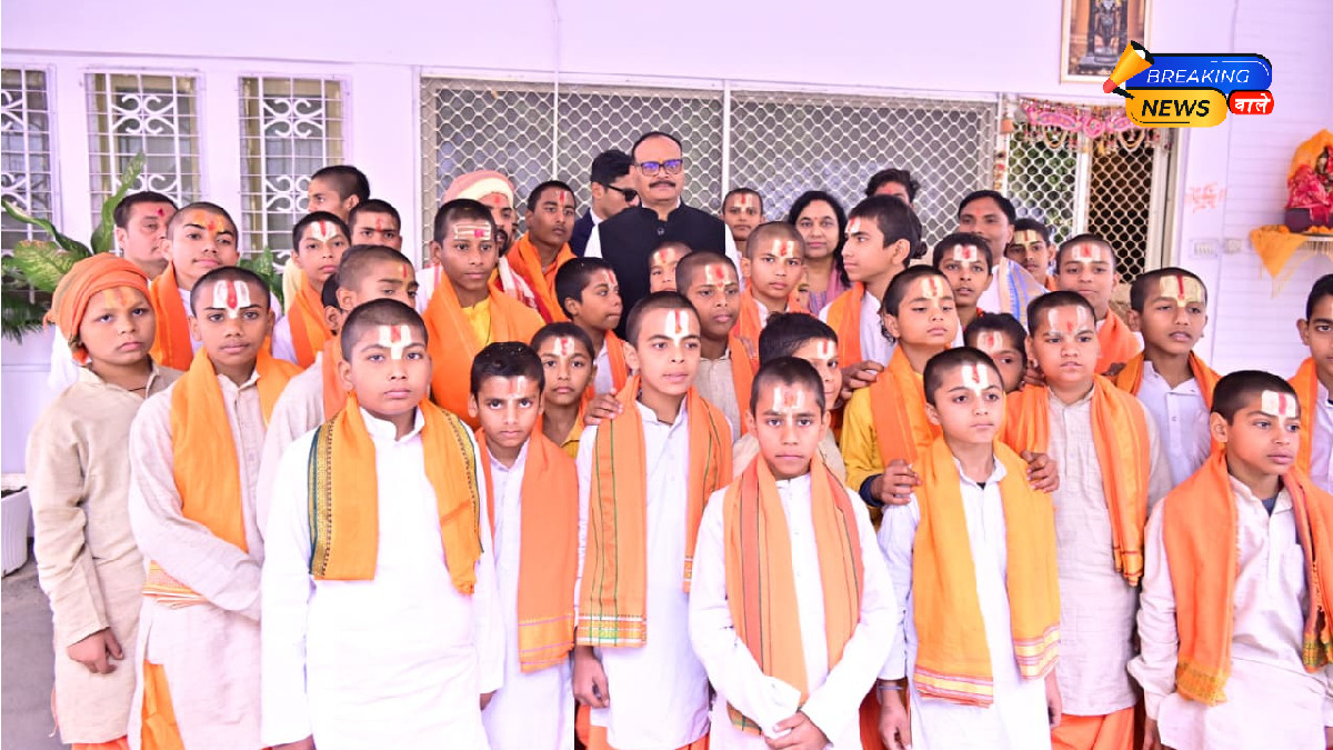 Deputy CM Brajesh Pathak Hosts 101 Children Amid Shikha Row, Pays Respect and Takes Blessings
