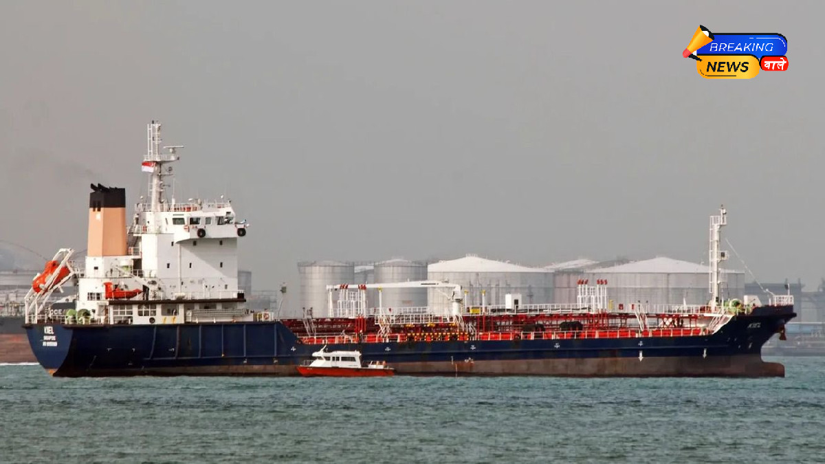 Indian Coast Guard Busts Major Oil Smuggling Network at Sea; Iran Denies Involvement