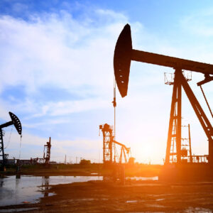 डोनाल्ड ट्रंप के बयान से मचा हड़कंप, कच्चा तेल $106 के पार