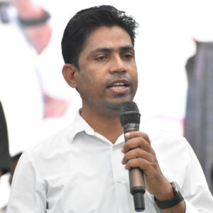टीएमसी नेता जहांगीर खान नदारद
