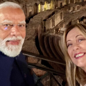 पीएम मोदी के इटली पहुंचते ही मेलोनी ने शेयर की खास सेल्फी