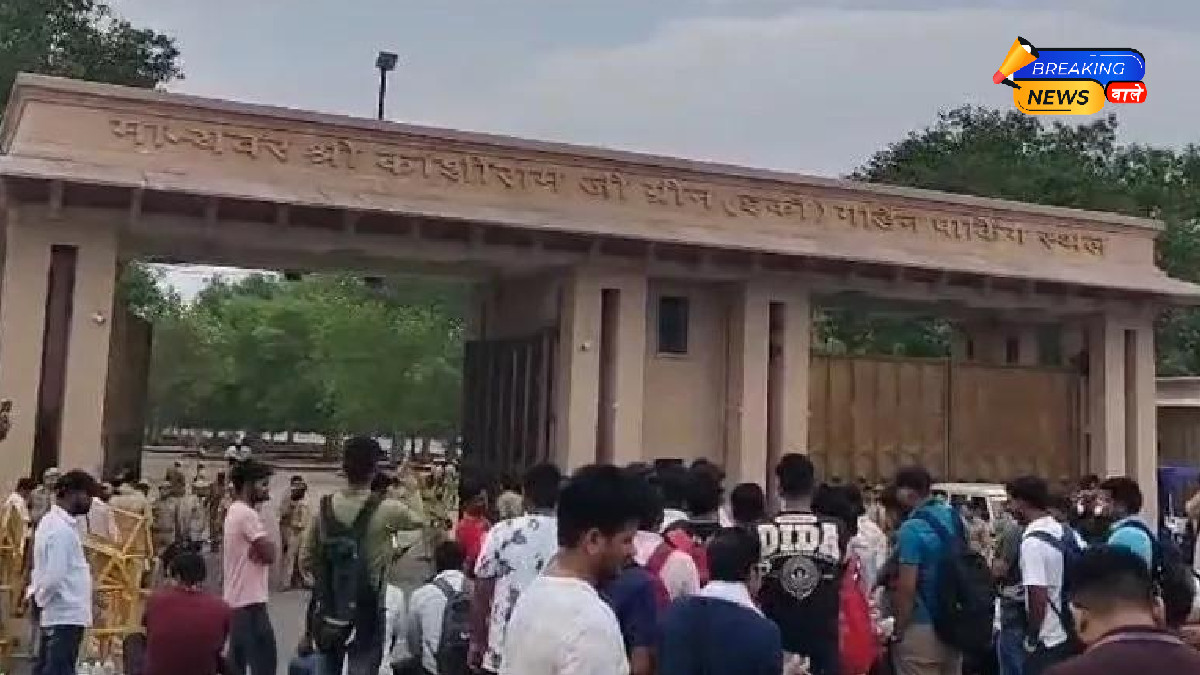 लखनऊ के ईको गार्डेन में CJP का प्रदर्शन