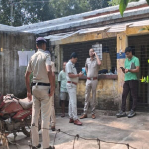 चित्तरंजन रेलनगरी में बंद क्वार्टर से मिला मानव कंकाल