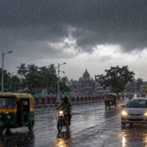यूपी समेत कई राज्यों में बारिश का अलर्ट, बंगाल की खाड़ी में तेज होंगी हवाएं