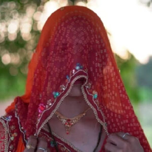 शादी के 3 दिन बाद नई-नवेली दुल्हन ने पति और सास-ससुर को खाने में दिया जहर